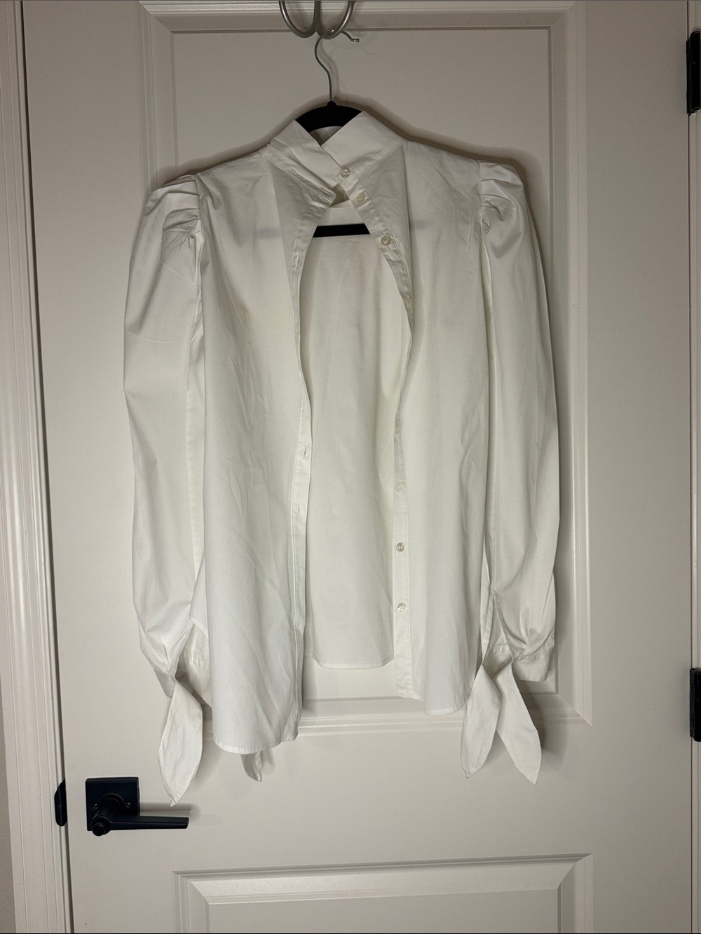 Veronica Beard White Cotton Button-Down with Puff Shoulders and Tie Cuffs